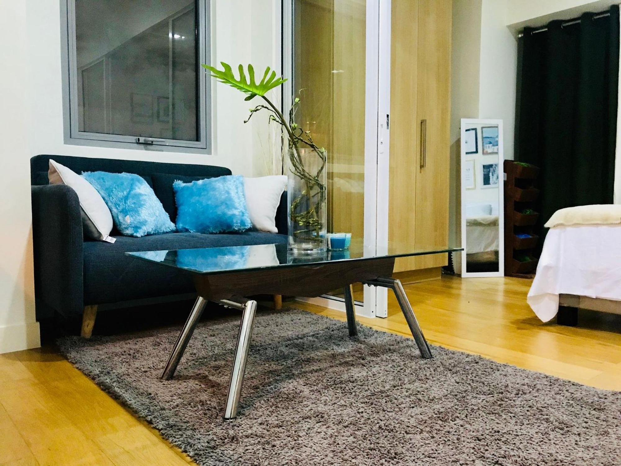 Acqua Private Residence Livingstone Tower Condo Unit With Free Wifi Manilla Buitenkant foto